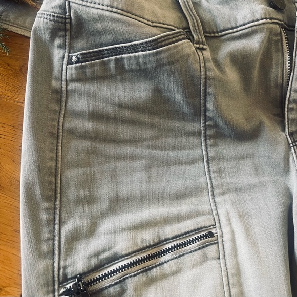 White House Black Market Gray Women Jeans - Picture 15 of 16